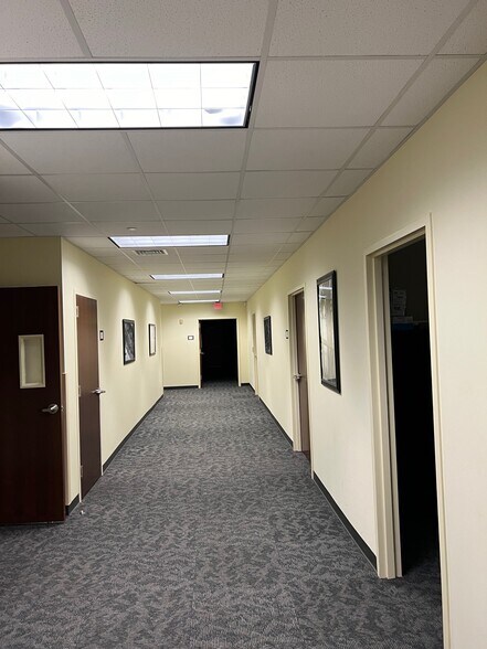 More Photos Of 300 Ashland Way, Madisonville Office For Sale