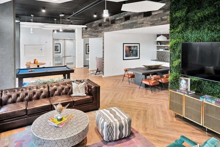 More Photos Of 1889 Harrison St, Oakland Apartments For Lease