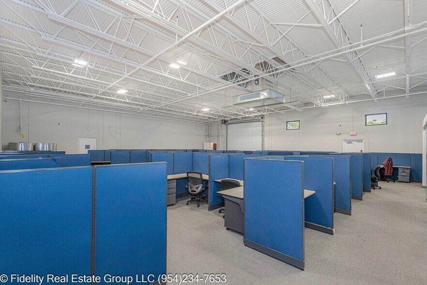 More Photos Of 3651 NW 120th Ave, Coral Springs Warehouse For Lease