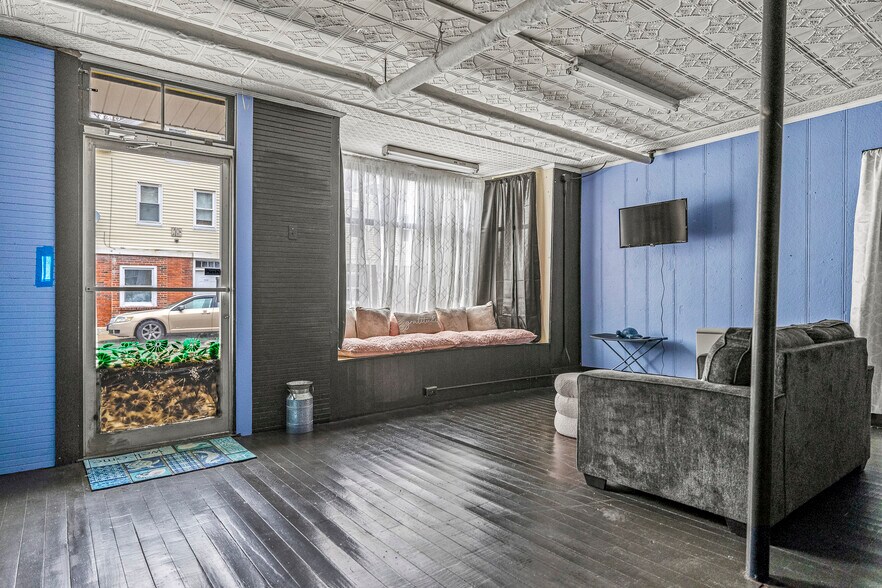 More Photos Of 441 Main St, South Berwick Apartments For Sale