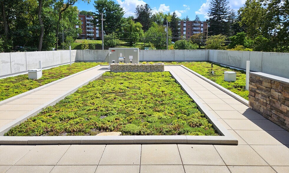 More Photos Of 3407 West Chester Pike, Newtown Square Office For Lease