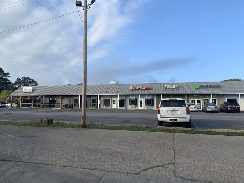 More Photos Of 7189 Us Highway 61, Saint Francisville Freestanding For Lease