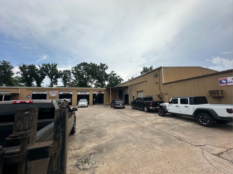 More Photos Of 1428 Blalock Rd, Houston Manufacturing For Sale