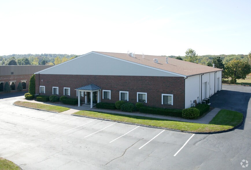 More Photos Of 17 Kripes Rd, East Granby Warehouse For Lease