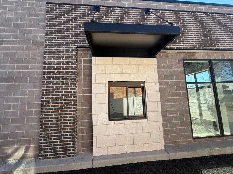 More Photos Of 385 S Main St, Richfield Storefront For Lease