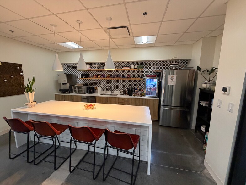 More Photos Of 801 Haines Dr, Liberty Warehouse For Lease