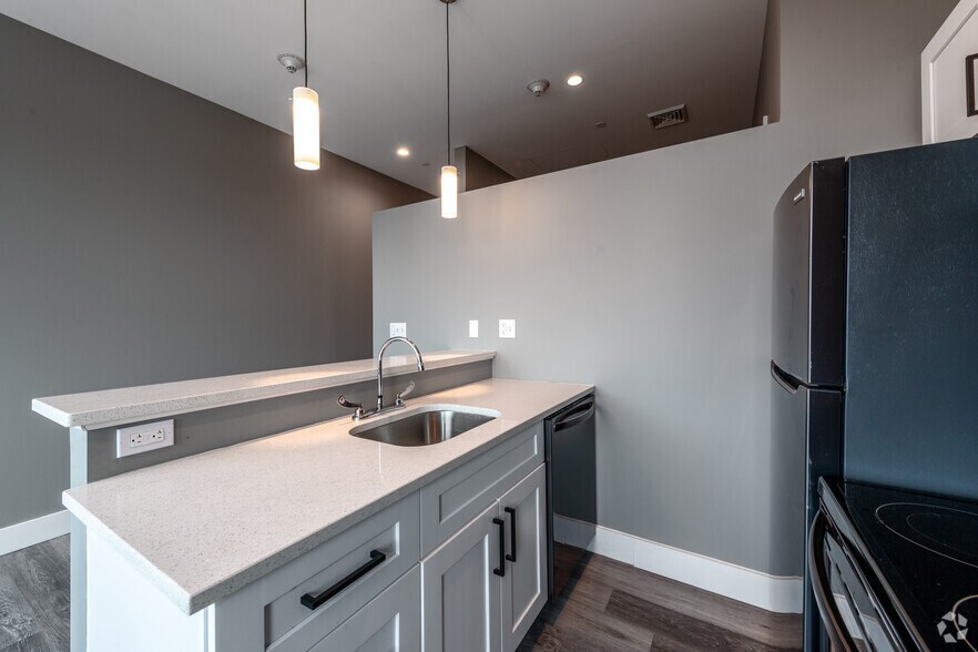 More Photos Of 2901 Euclid Ave, Cleveland Apartments For Sale