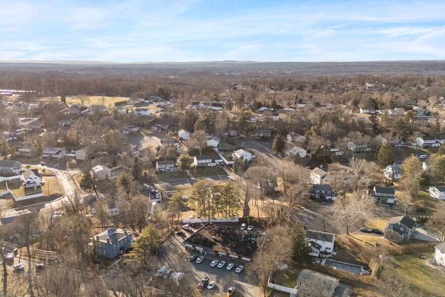 More Photos Of 362-374 Western Hwy, Tappan Freestanding For Lease