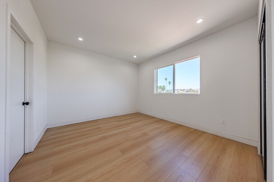 More Photos Of 2847 S Victoria Ave, Los Angeles Multifamily For Sale