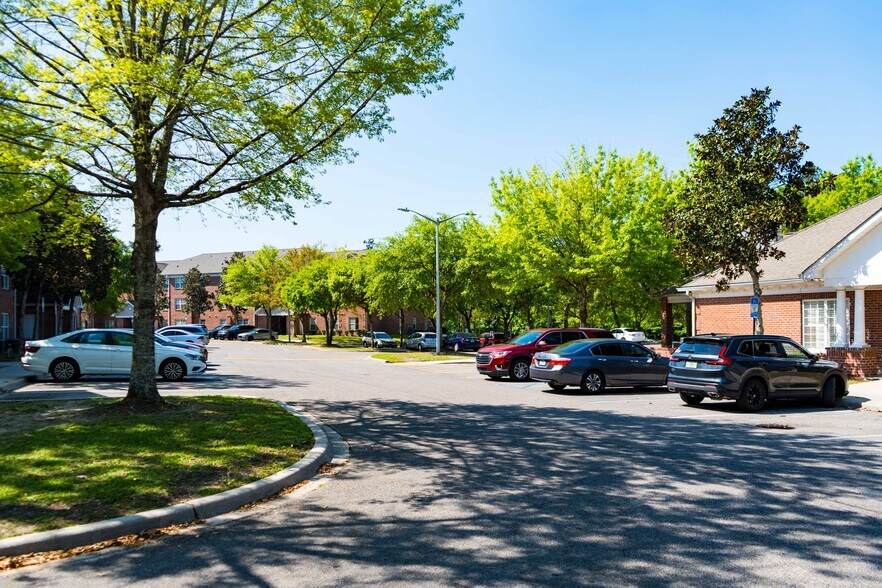 More Photos Of 3000 S Adams St, Tallahassee Apartments For Sale