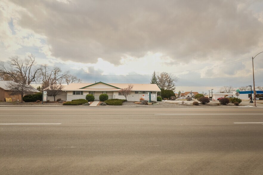 More Photos Of 1020 S Townsend Ave, Montrose Storefront Retail Office For Sale