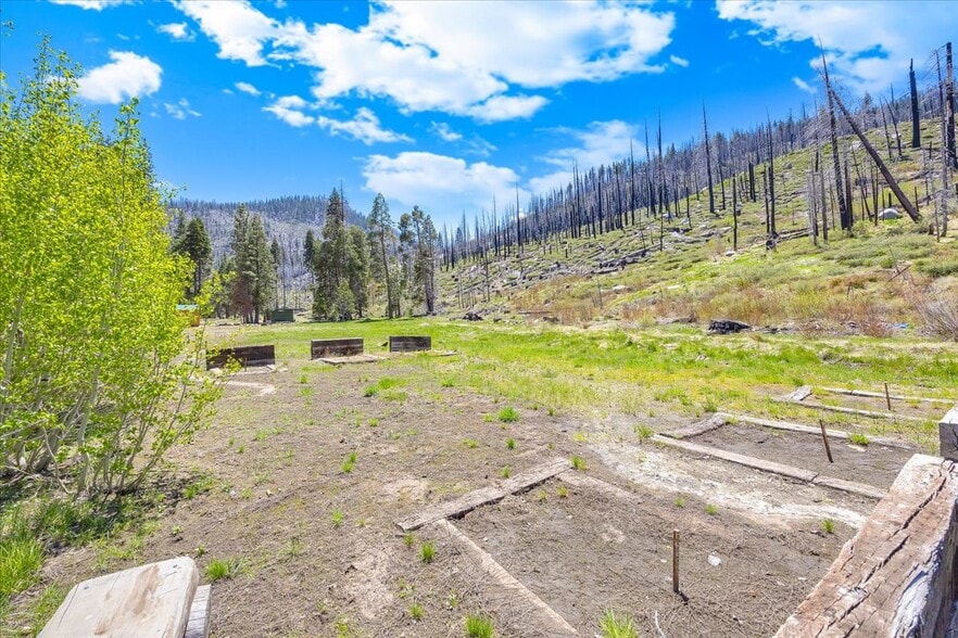 More Photos Of 1 State Hwy 108, Pinecrest Hotel For Sale