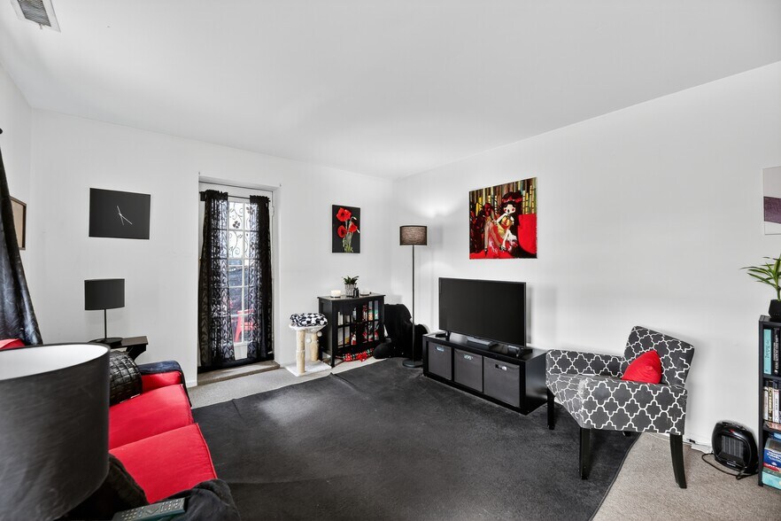 More Photos Of , Philadelphia Multifamily For Sale