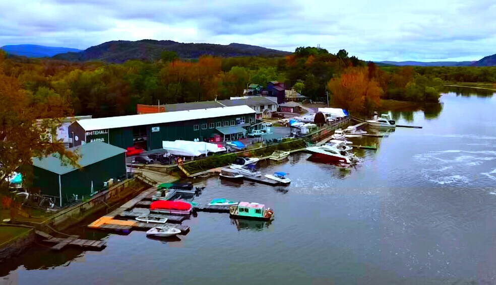 More Photos Of 7 Main St, Whitehall Marina For Sale