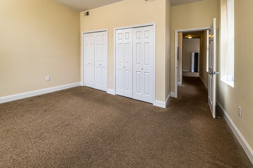 More Photos Of 2029-2031 Saint Paul St, Baltimore Apartments For Sale