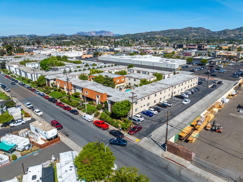 More Photos Of 229 Shady ln, El Cajon Multifamily For Sale