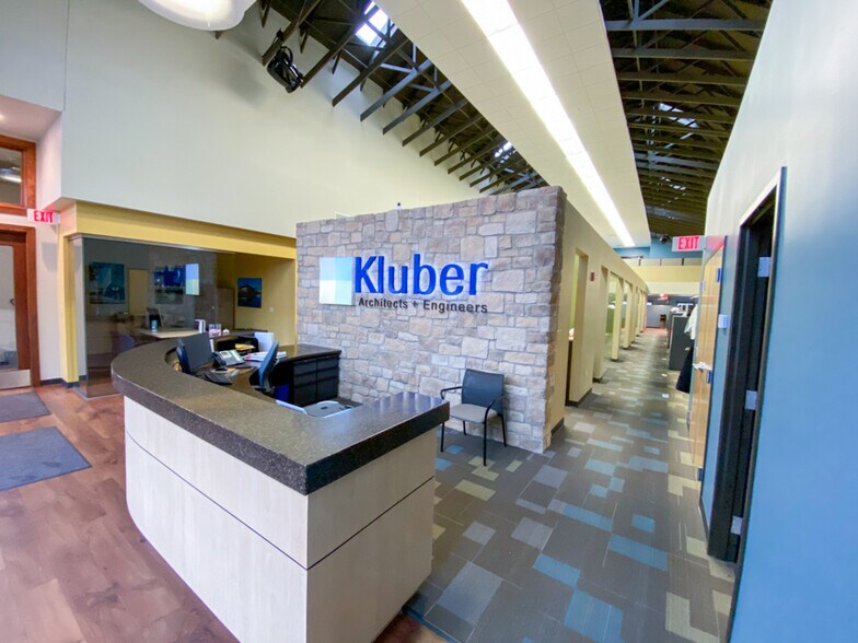 More Photos Of 10 S Shumway Ave, Batavia Office For Lease