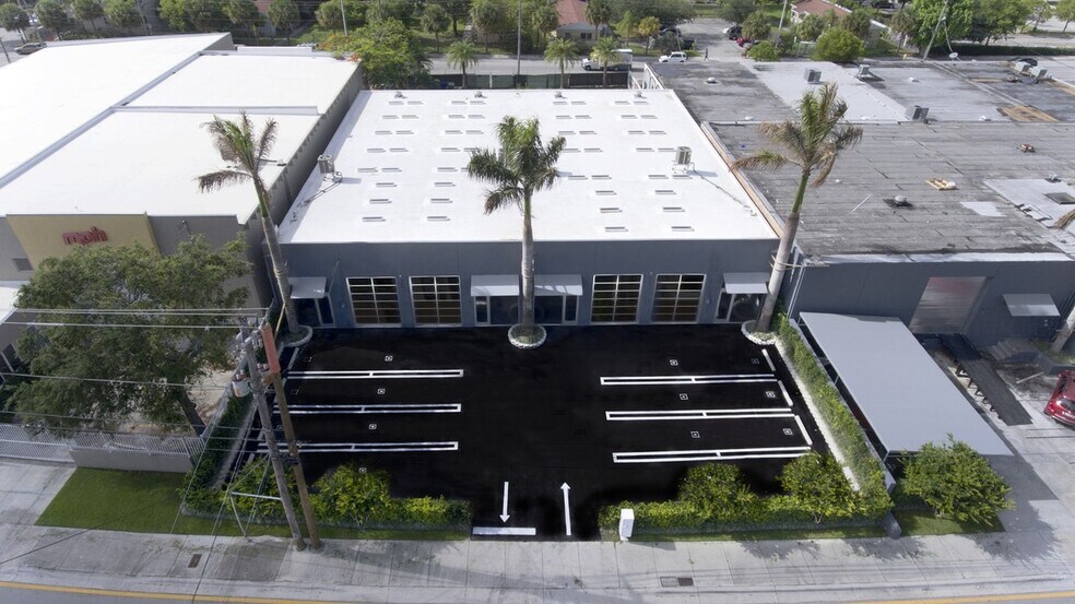 More Photos Of 263 NE 61st St, Miami Unknown For Lease