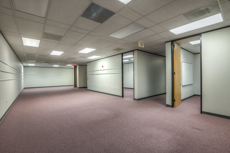 More Photos Of 1115 Gemini St, Houston Office For Lease
