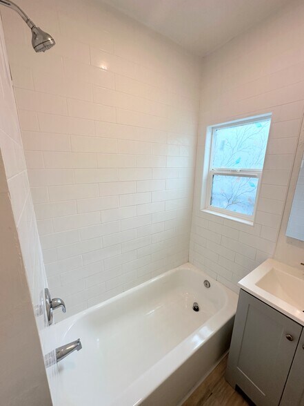 More Photos Of 901 N El Centro Ave, Los Angeles Apartments For Sale