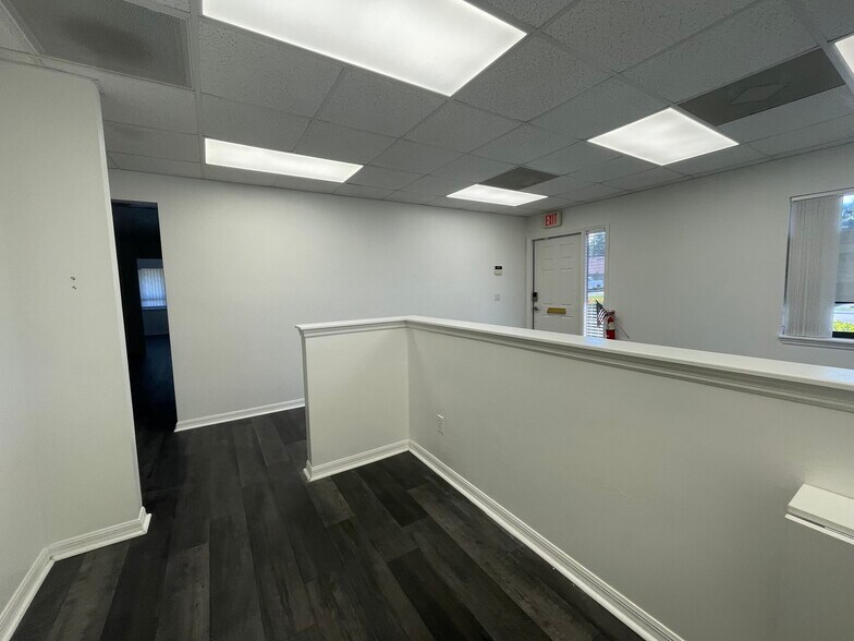 More Photos Of 12520 World Plaza Ln, Fort Myers Medical For Lease