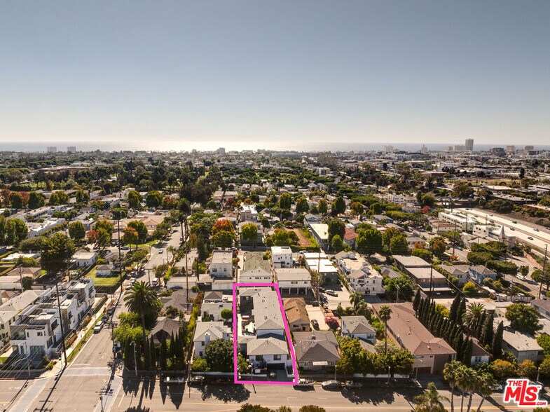 More Photos Of 1838 20th St, Santa Monica Apartments For Sale