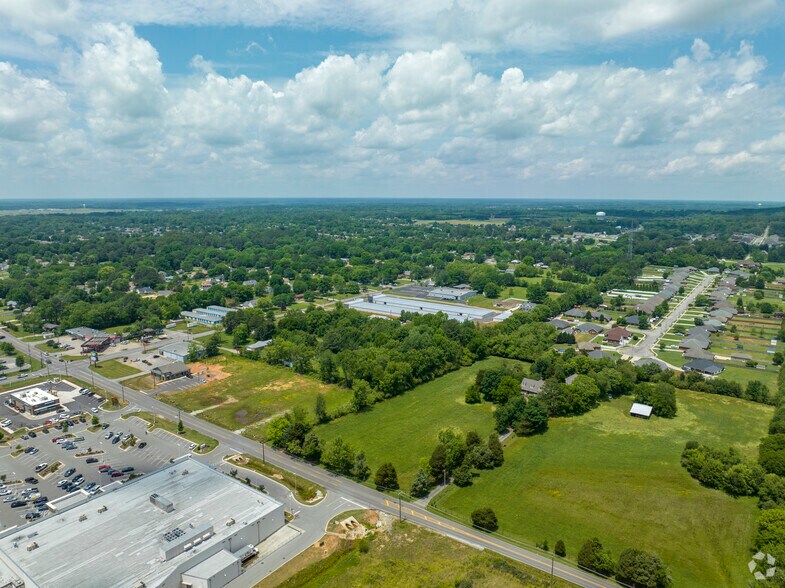 More Photos Of 283 Pine Grove Rd, Madison Land For Lease