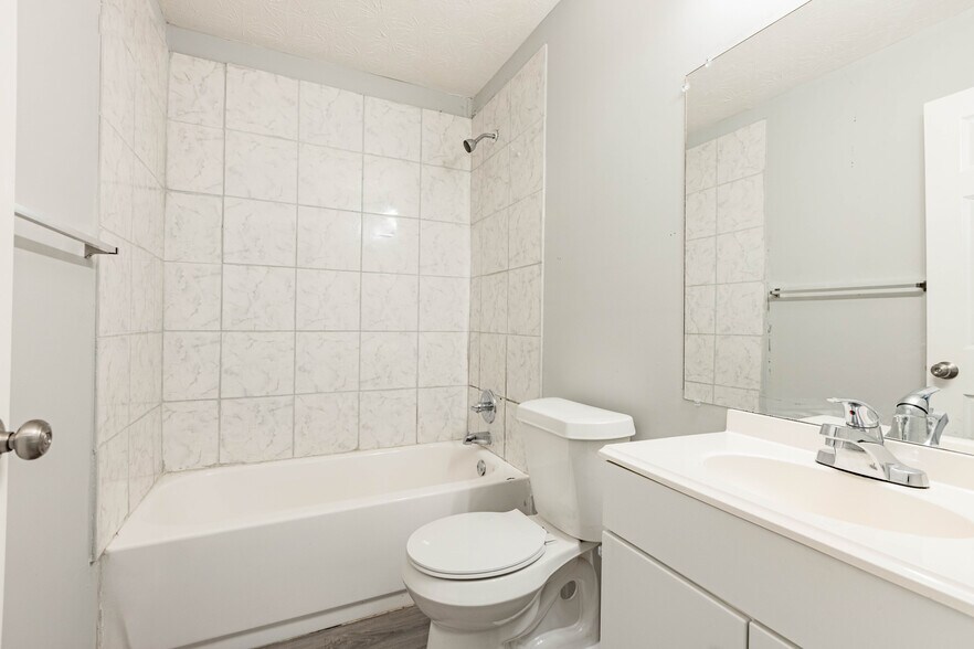 More Photos Of 1944 Dunlap Ave, East Point Multifamily For Sale