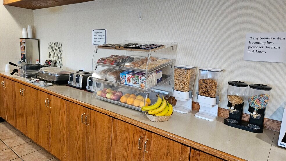 More Photos Of 238 Sims Ave, Weyburn Hotel For Sale