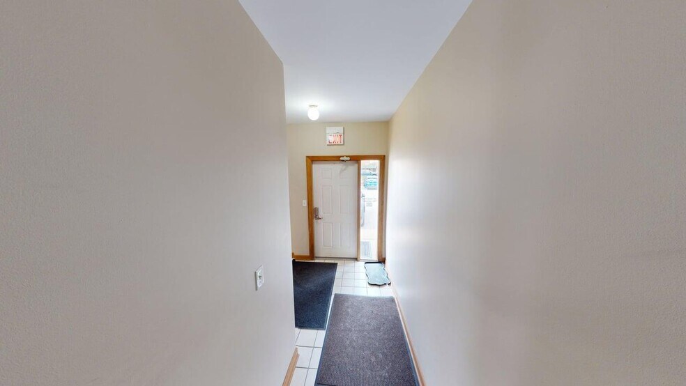 More Photos Of 334 E Colfax St, Palatine Loft Creative Space For Sale