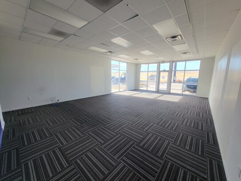 More Photos Of 434-438 Eagleridge Blvd, Pueblo Freestanding For Sale