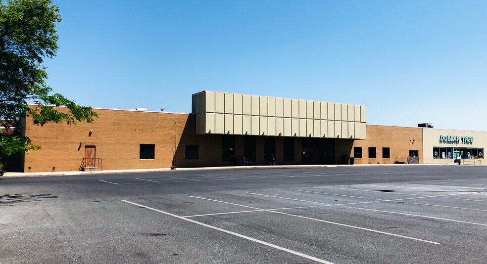 More Photos Of 2901-2971 N 7th St, Harrisburg Unknown For Lease