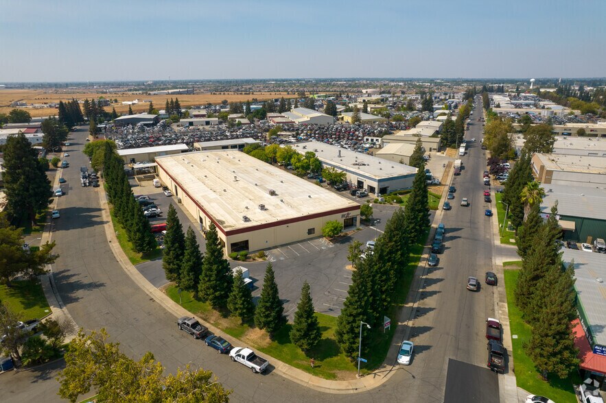 More Photos Of 3765 Omec Cir, Rancho Cordova Warehouse For Lease
