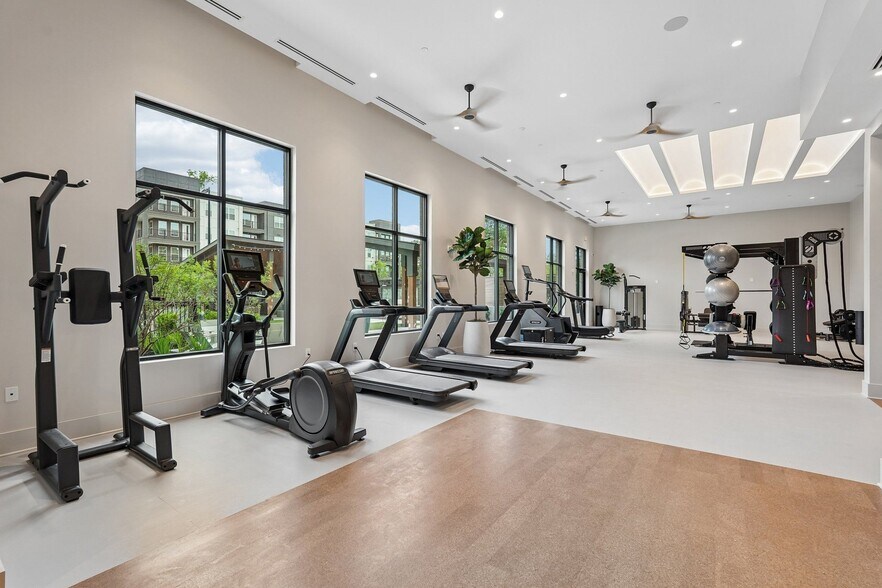 More Photos Of 3558 Elm St, Atlanta Apartments For Lease