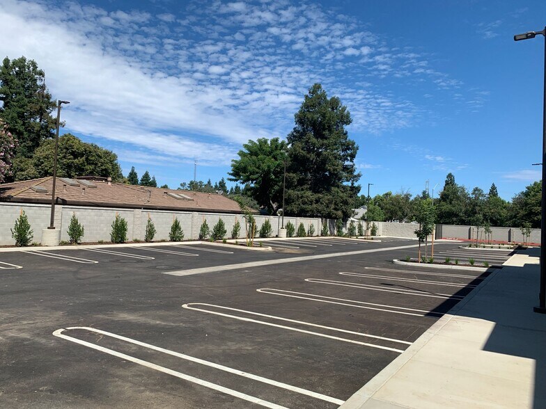 More Photos Of 2531 W Rumble Rd, Modesto Apartments For Sale