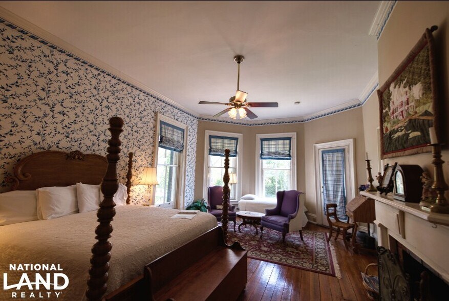 More Photos Of 5189 Rockwood Rd, Dublin Lodge Meeting Hall For Sale