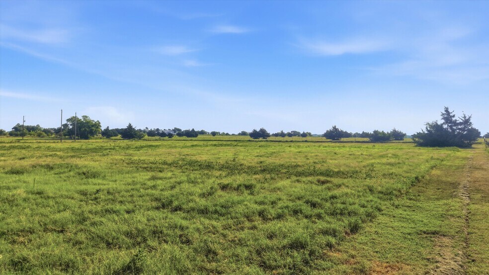 More Photos Of 1614 W Line Rd, Whitesboro Land For Sale