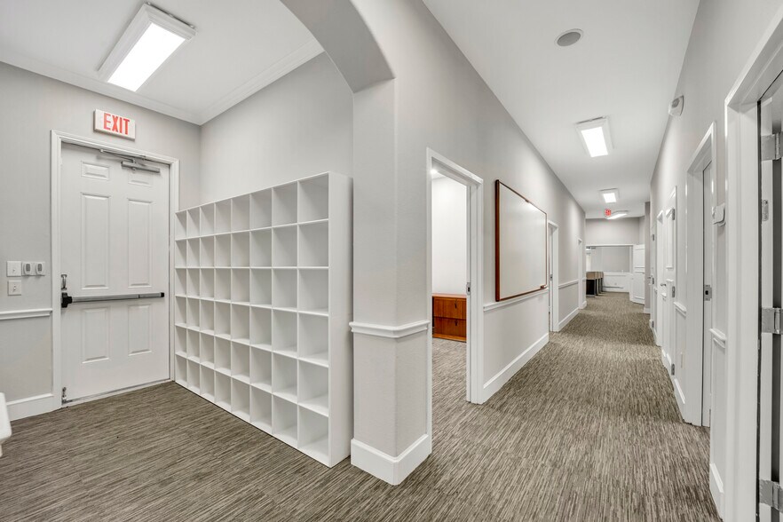 More Photos Of 840 E I-20 Hwy, Arlington Medical For Sale