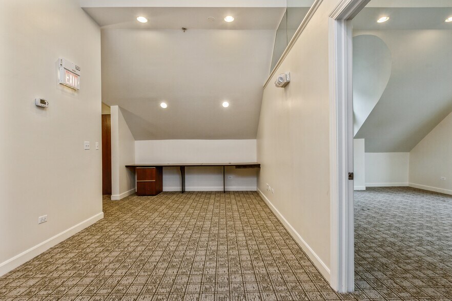 More Photos Of 330 E Main St, Barrington Office For Lease