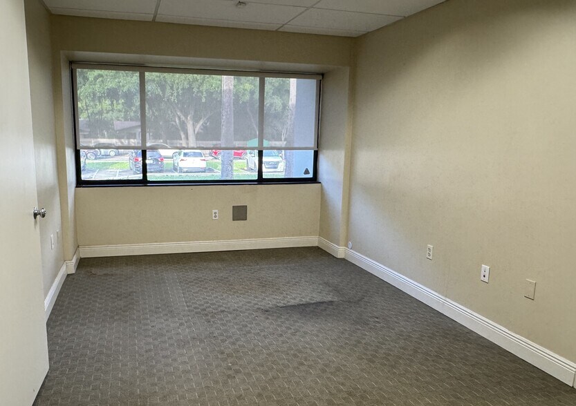 More Photos Of 15255 NW 82nd Ave, Miami Lakes General Retail For Lease