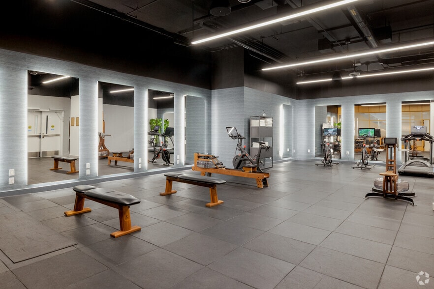 More Photos Of 799 Broadway, New York Office For Lease