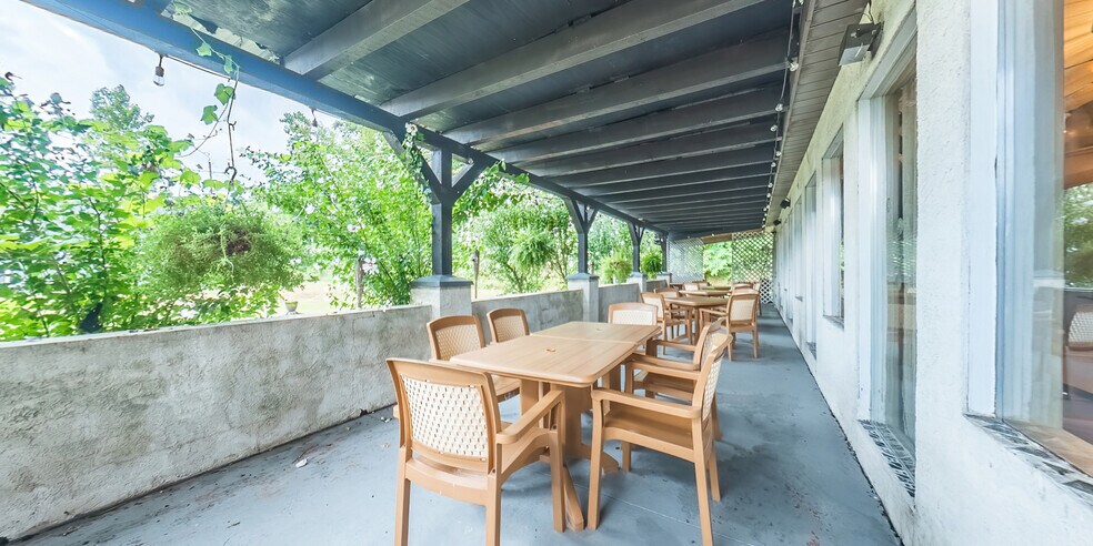 More Photos Of 3803 Columbia Blvd, Bloomsburg Restaurant For Sale
