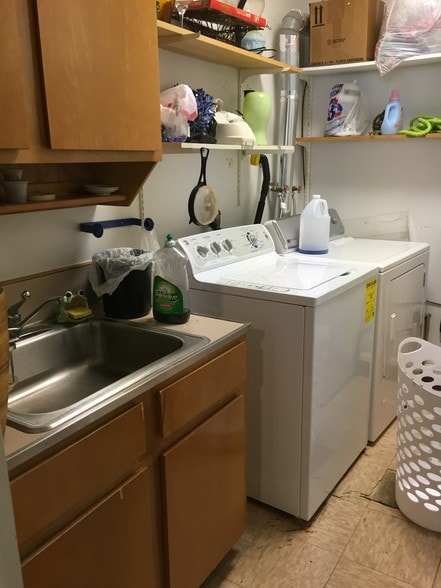 More Photos Of 20 Bryant Ave, Roslyn Storefront Retail Office For Sale