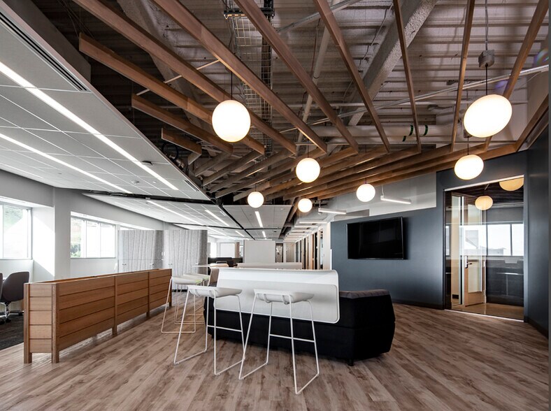 More Photos Of 295 S Chipeta Way, Salt Lake City Office For Lease