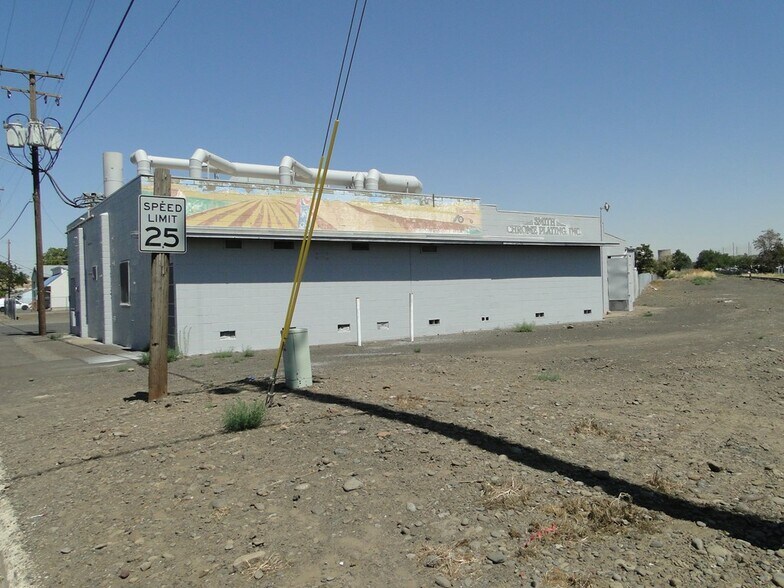 More Photos Of 1012 N 9th Ave, Walla Walla Manufacturing For Sale