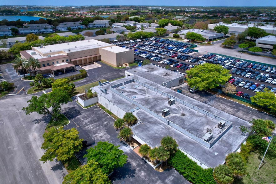 More Photos Of 14150 SW 119th Ave, Miami Manufacturing For Lease