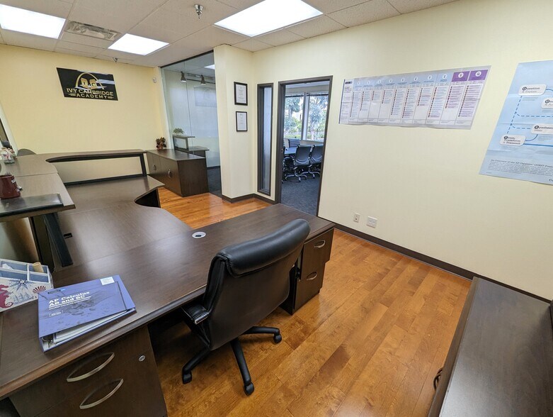 More Photos Of 1100 Quail St, Newport Beach Office For Sale