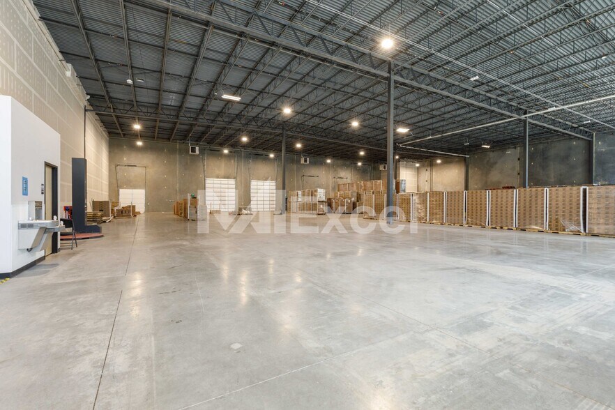 More Photos Of 1261 S 650 W, Farmington Distribution For Lease