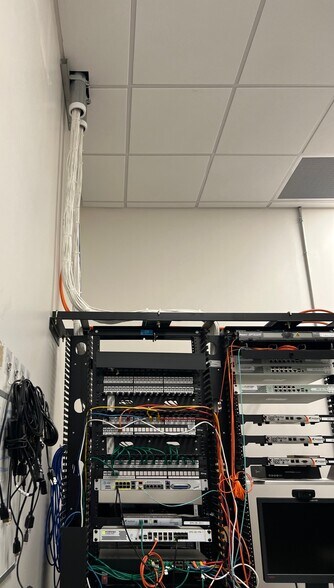 More Photos Of 537-539 E Weddell Dr, Sunnyvale Schools For Sale