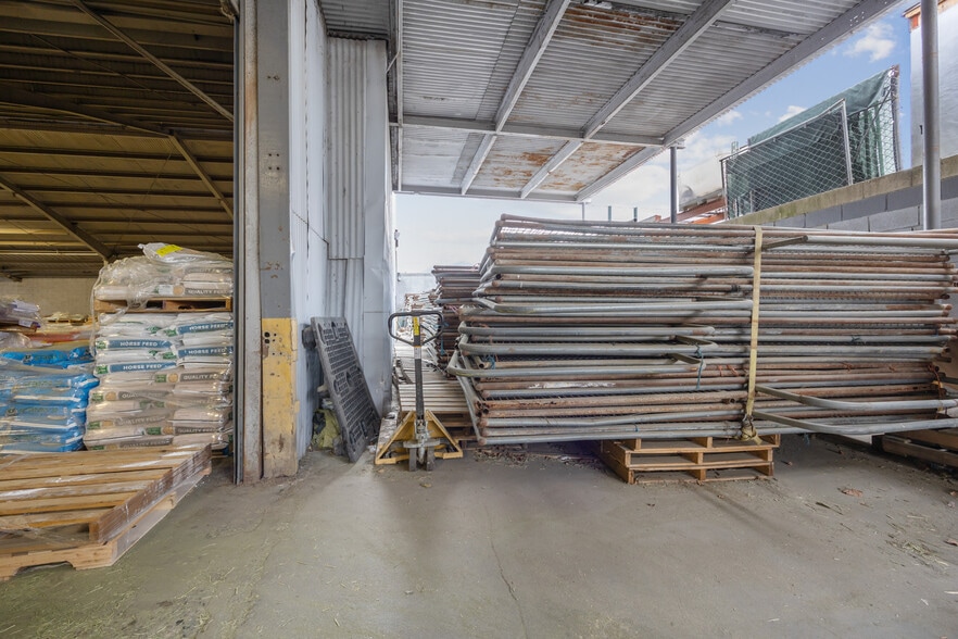 More Photos Of 780 N Todd Ave, Azusa Distribution For Sale